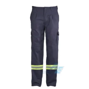 Pantalón Cargo Premium con cinta reflectiva. Pantalón en algodón 100% con cinta reflectiva en ambas piernas